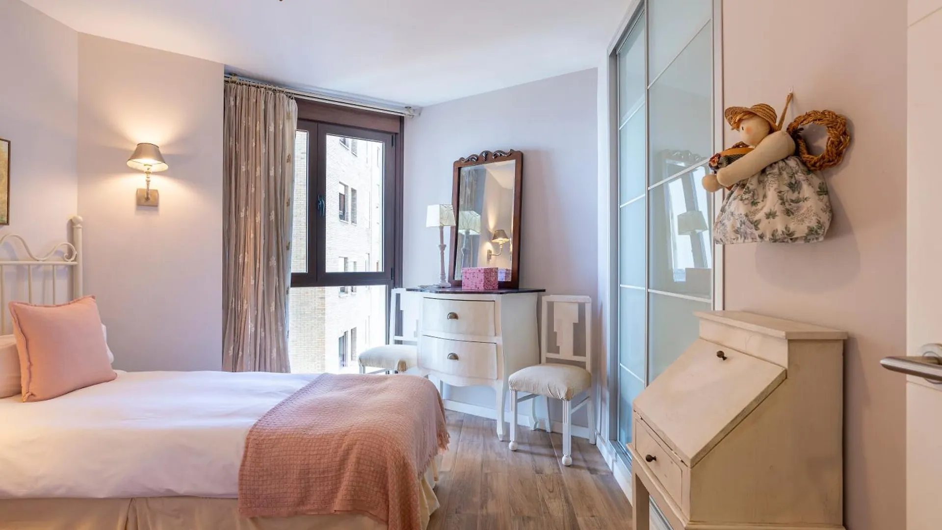 Malagueta Beach IV By Ele Apartments Malaga